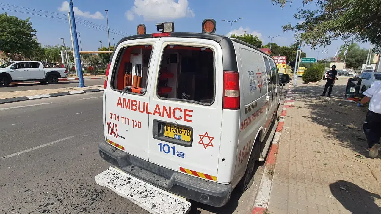 זירת נפילת רקטה, שדרות, 12 באוקטובר 2023