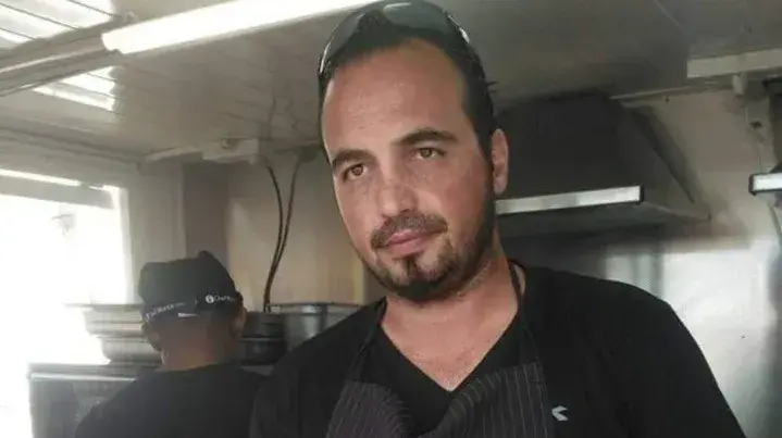 אלי אוזן, נעדר מחוף זיקים