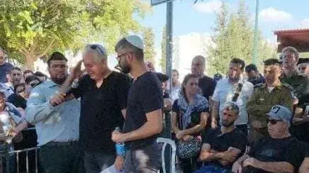 ההלוויה של חייל גולני מתן אברג'יל ההלוויה של חייל גולני מתן אברג'יל