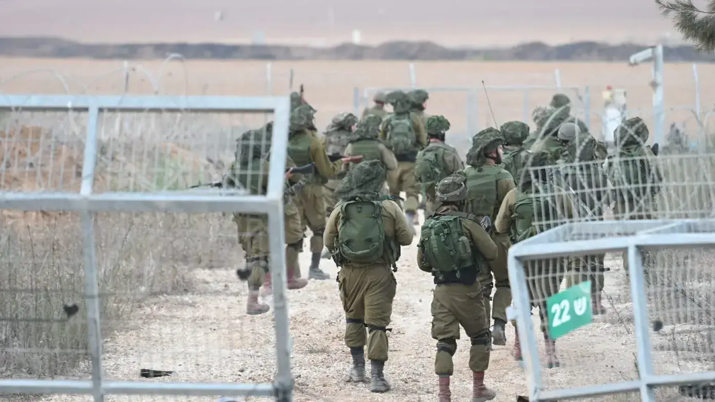 כוח צה"ל בפעילות בקו הגבול, עוטף עזה, 14 באוקטובר 2023 כוח צה"ל בפעילות בקו הגבול, עוטף עזה, 14 באוקטובר 2023
