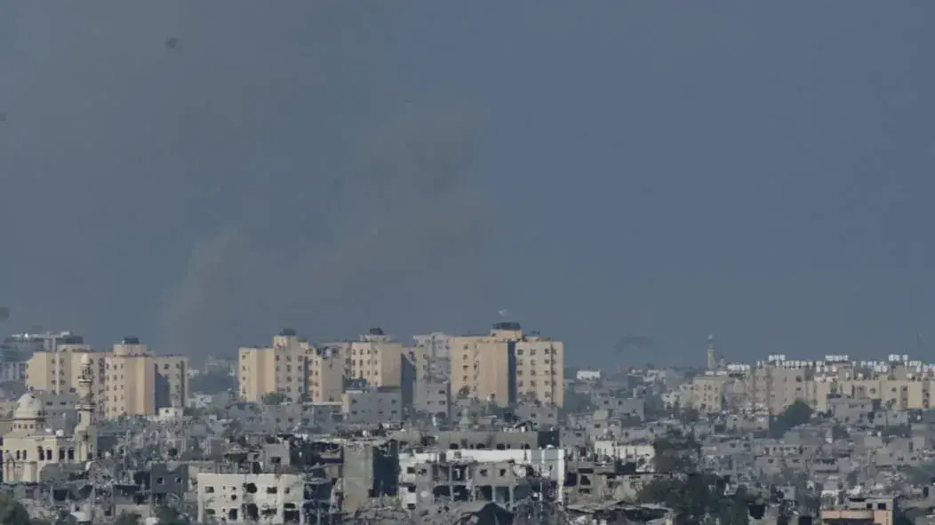 צלמי עיתונות זרה בתצפית לעבר רצועת עזה צלמי עיתונות זרה בתצפית לעבר רצועת עזה