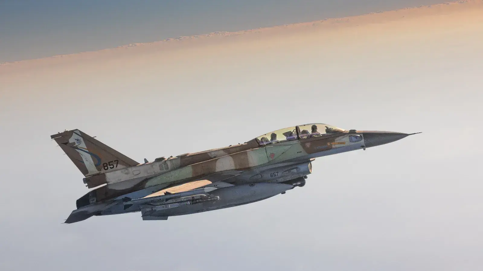 פעילות חיל האוויר ברצועת עזה, בראשות מפקד חיל האוויר, אלוף תומר בר. 15 באוקטובר 2023 פעילות חיל האוויר ברצועת עזה, בראשות מפקד חיל האוויר, אלוף תומר בר. 15 באוקטובר 2023