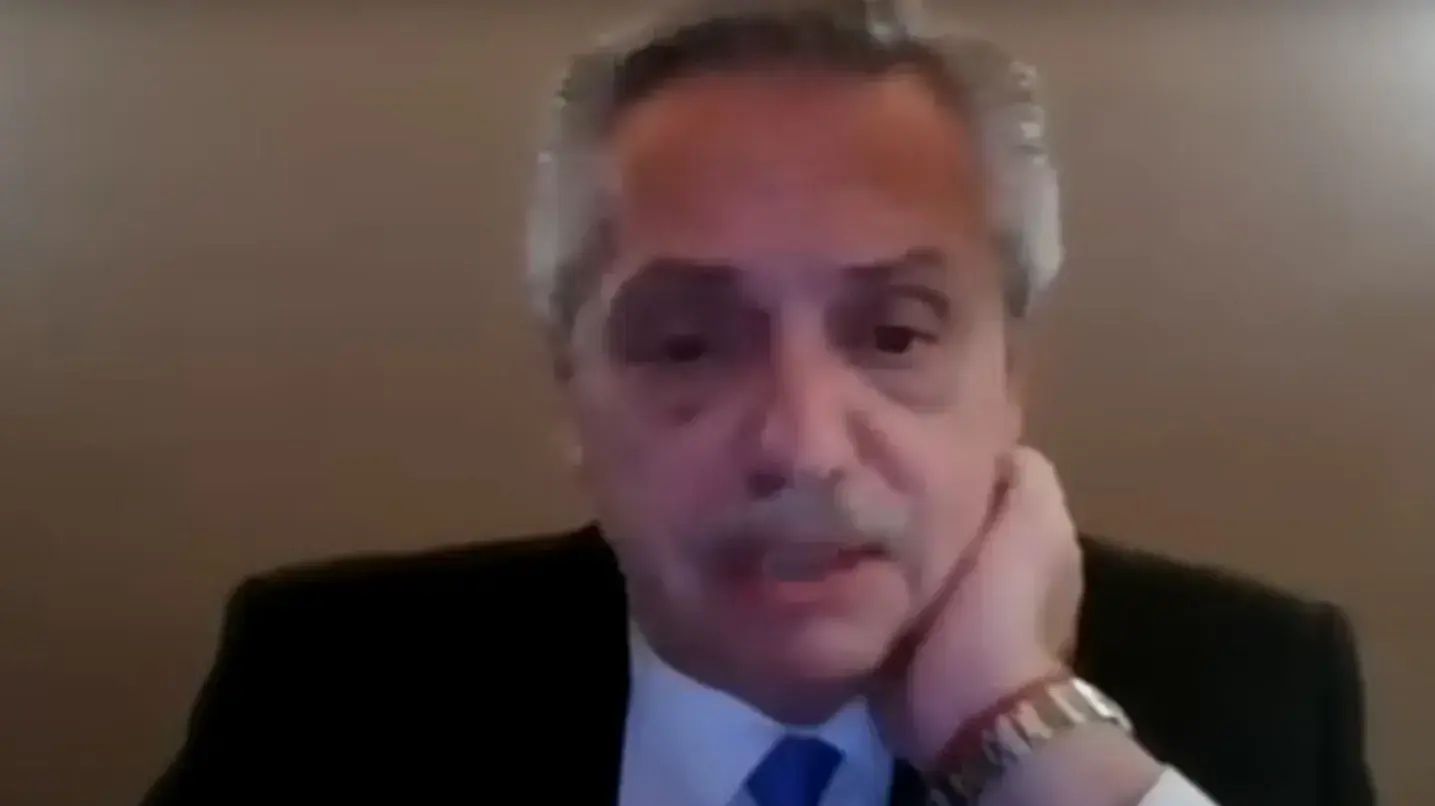 נשיא ארגנטינה, אלברטו פרננדס, בשיחה עם משפחות החטופים והנעדרים אזרחי ארגנטינה