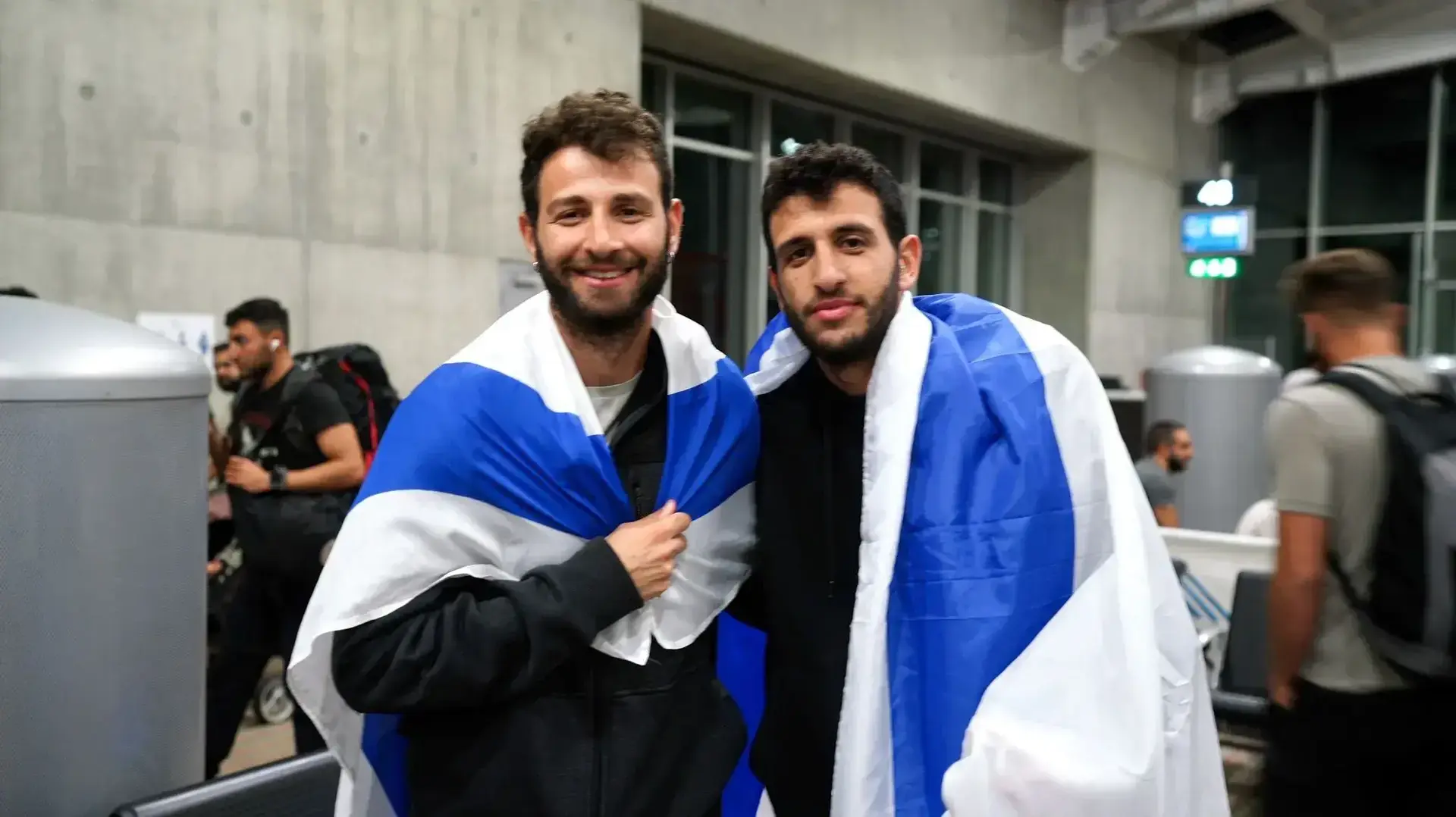 165 לוחמים הגיעו בטיסת חילוץ מיוחדת מסאו פאולו כדי להצטרף ללחימה 165 לוחמים הגיעו בטיסת חילוץ מיוחדת מסאו פאולו כדי להצטרף ללחימה