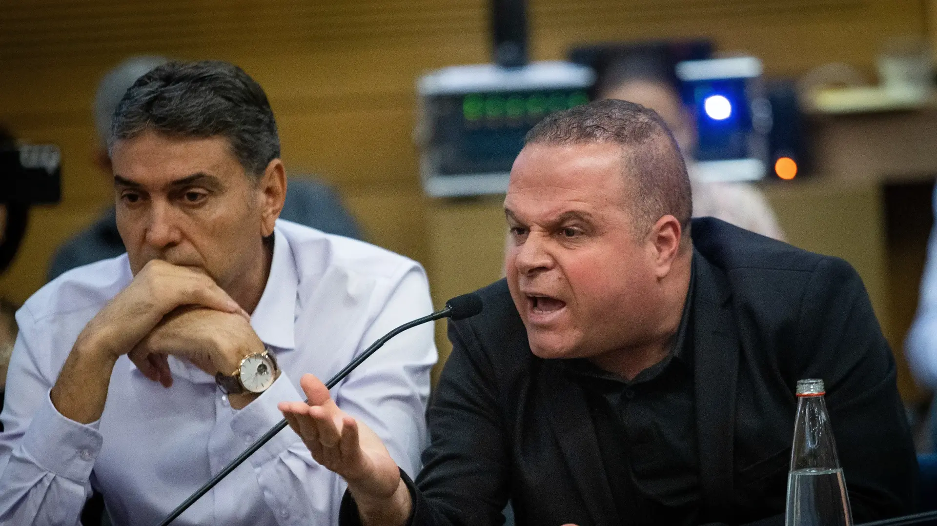 ראש העיר אשקלון תומר גלאם בוועדת הכספים ראש העיר אשקלון תומר גלאם בוועדת הכספים