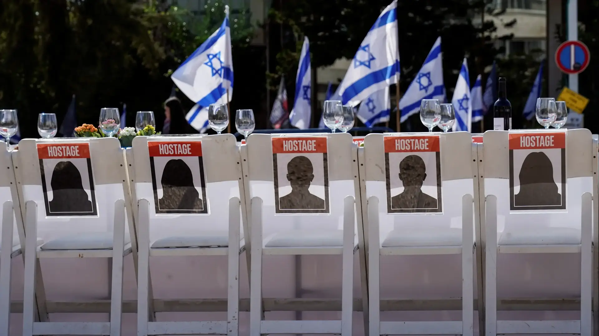 קבלת שבת שערכו משפחות הנעדרים והחטופים בתל אביב, 20 באוקטובר 2023 קבלת שבת שערכו משפחות הנעדרים והחטופים בתל אביב, 20 באוקטובר 2023
