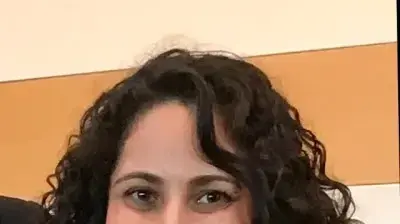 סמת'ה וול נשיאת בית הכנסת בדטדרויט, מישיגן נמצאה מתה בפתח ביתה  21 באוקטובר 2023