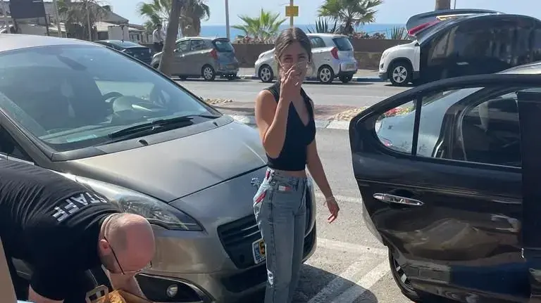 מבצע חרבות ברזל, תרומת אוכל משוק מחנה יהודה לאורחי מלון רוקסון סי אנד סאן, בת ים מבצע חרבות ברזל, תרומת אוכל משוק מחנה יהודה לאורחי מלון רוקסון סי אנד סאן, בת ים