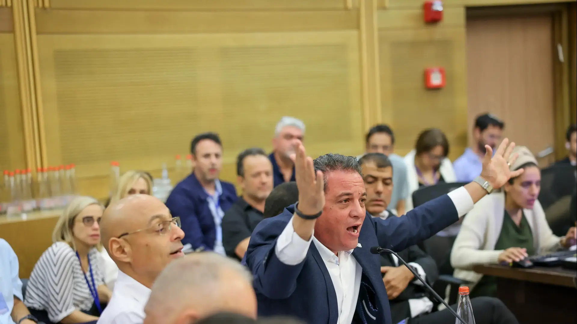 רועי כהן, נשיא ארגון העצמאים להב, ועדת הכספים 23/10/23 רועי כהן, נשיא ארגון העצמאים להב, ועדת הכספים 23/10/23