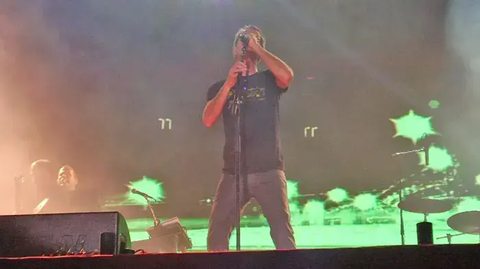 משינה בהופעה בכפר המוזיקה
