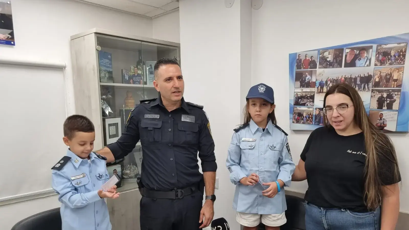 החברים מהמשטרה קיעקעו לזכרם של חבריהם שנהרגו את המשפטים שאהבו להגיד החברים מהמשטרה קיעקעו לזכרם של חבריהם שנהרגו את המשפטים שאהבו להגיד