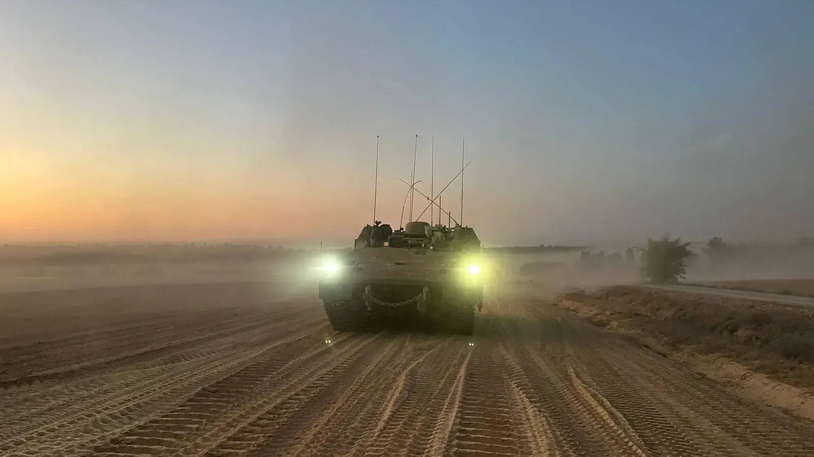 כוחות צה"ל ברצועת עזה כוחות צה"ל ברצועת עזה