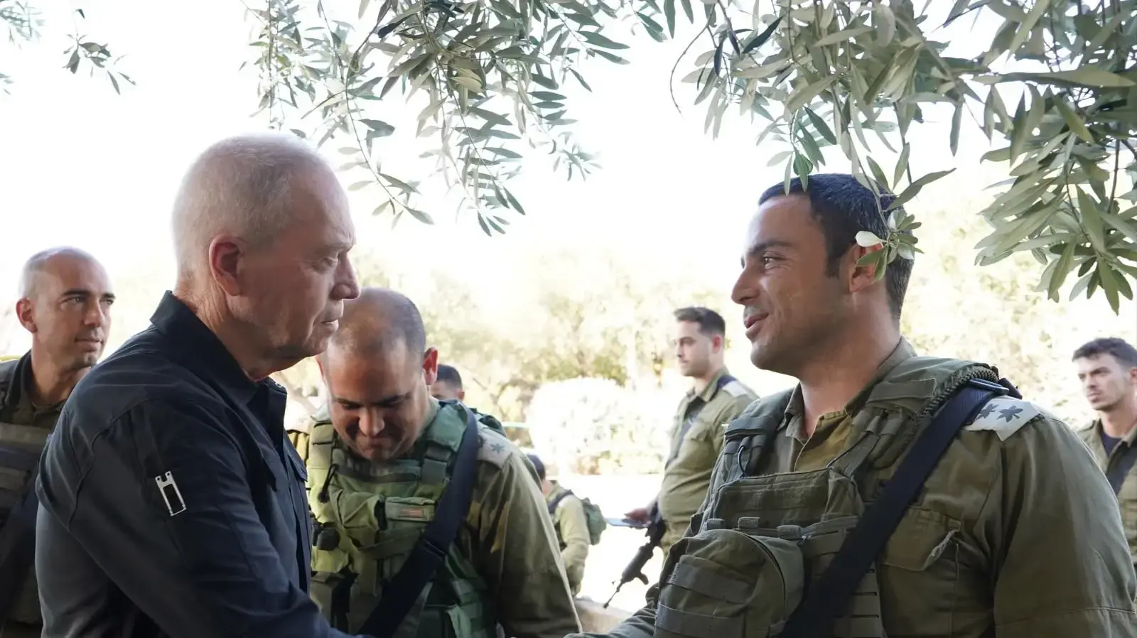 שר הביטחון גלנט בגבול הצפון שר הביטחון גלנט בגבול הצפון