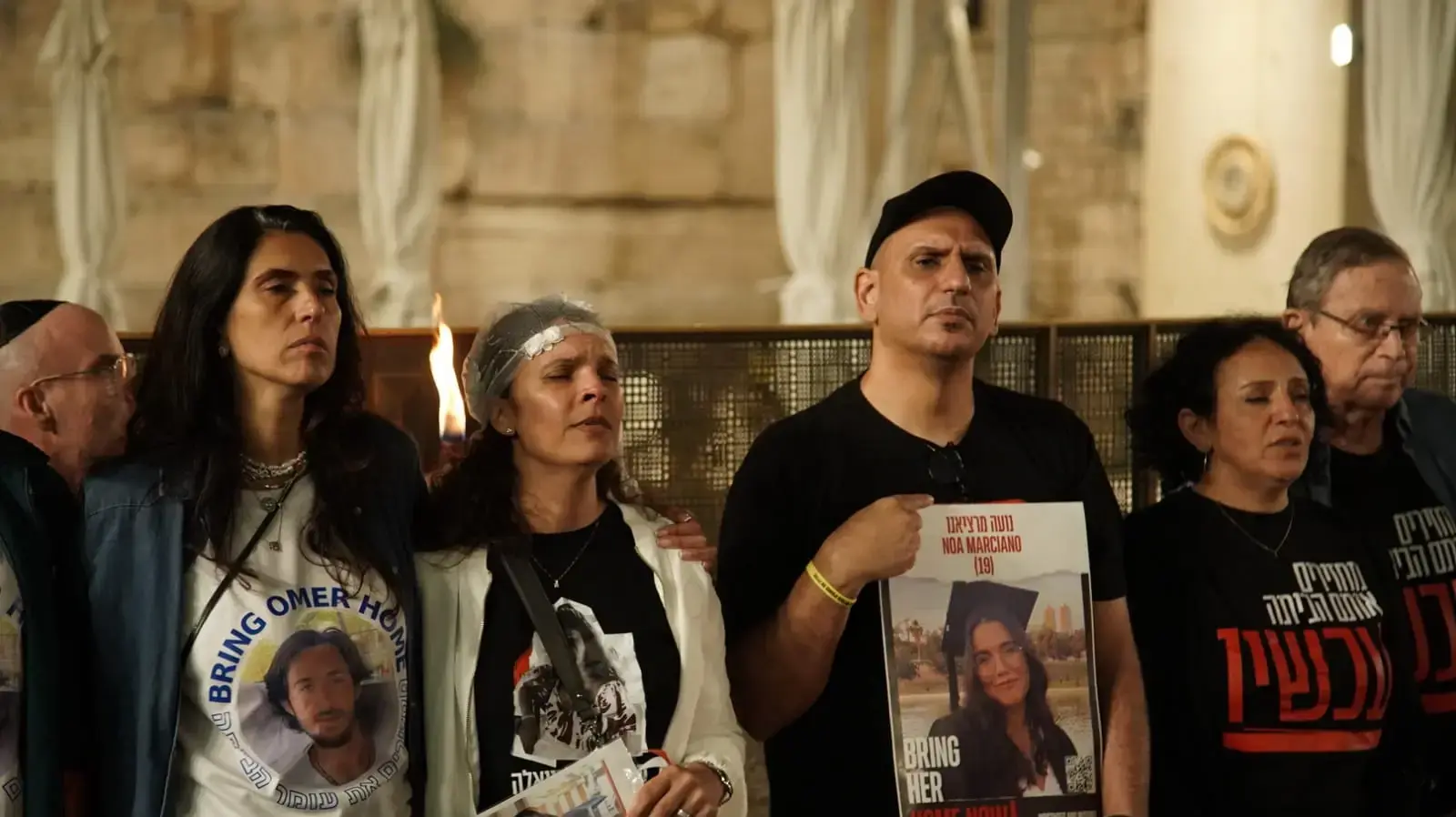 תפילה המונית בכותל המערבי למען החטופים. 7 בנובמבר 2023 תפילה המונית בכותל המערבי למען החטופים. 7 בנובמבר 2023