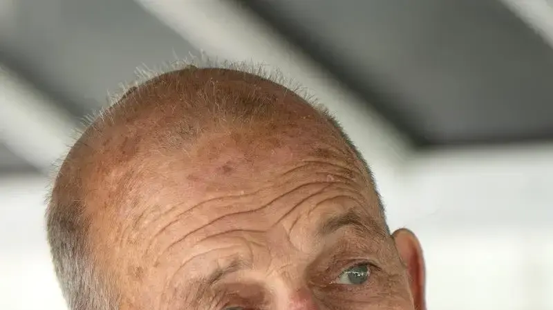 חיים פרי נחטף בקיבוץ ניר עוז חיים פרי נחטף בקיבוץ ניר עוז