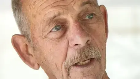 חיים פרי נחטף בקיבוץ ניר עוז חיים פרי נחטף בקיבוץ ניר עוז