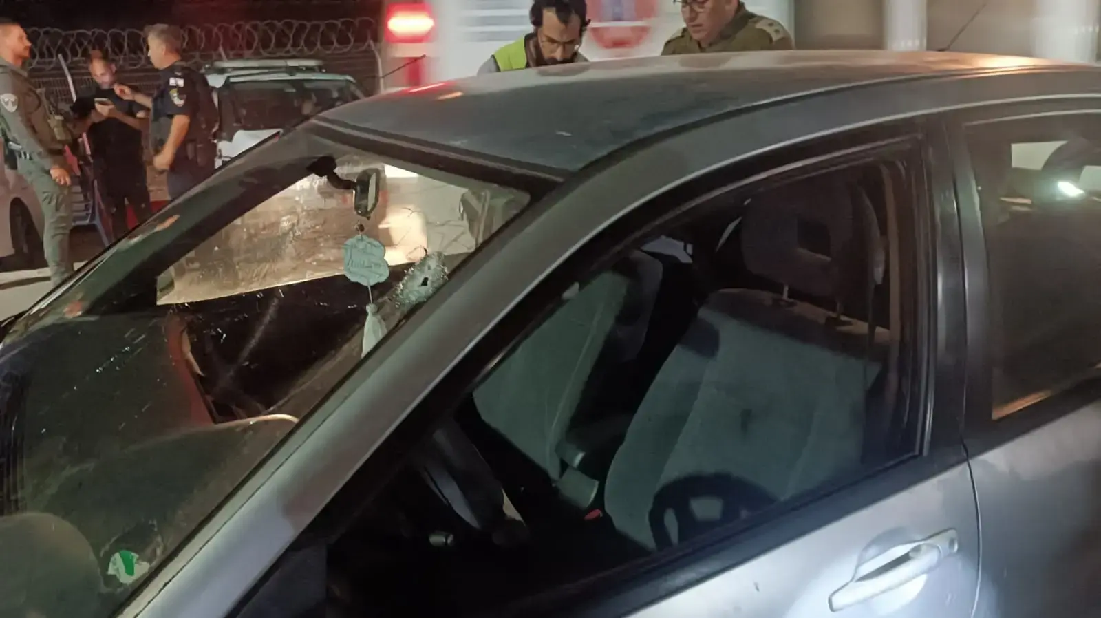 רכב עם פגיעות ירי בבקעת הירדן, 9 בנובמבר 2023 רכב עם פגיעות ירי בבקעת הירדן, 9 בנובמבר 2023