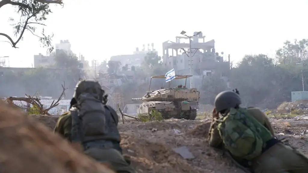 חיילי גבעתי משתלטים על מוצב 17 של החמאס בעזה חיילי גבעתי משתלטים על מוצב 17 של החמאס בעזה