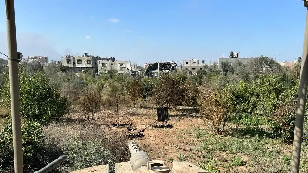 משגרים בקרבת בתי מגורים בבית חנון משגרים בקרבת בתי מגורים בבית חנון