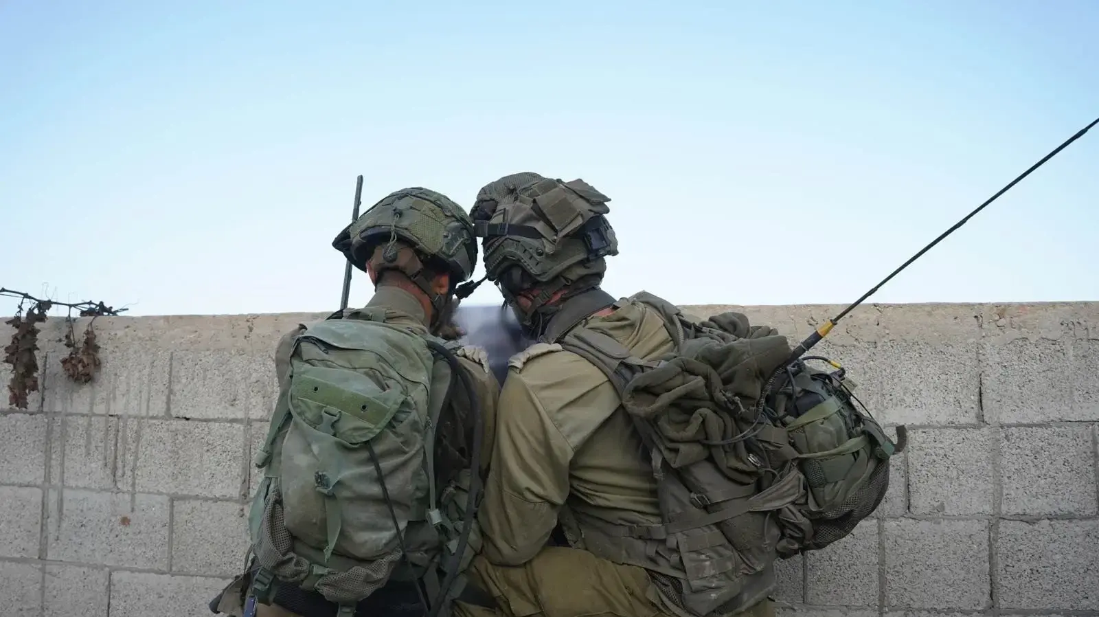 לוחמי חטיבת המילואים "הראל" פשטו על מרחב אלקרמאן ברצועת עזה, השמידו אויב ותשתיות טרור לוחמי חטיבת המילואים "הראל" פשטו על מרחב אלקרמאן ברצועת עזה, השמידו אויב ותשתיות טרור