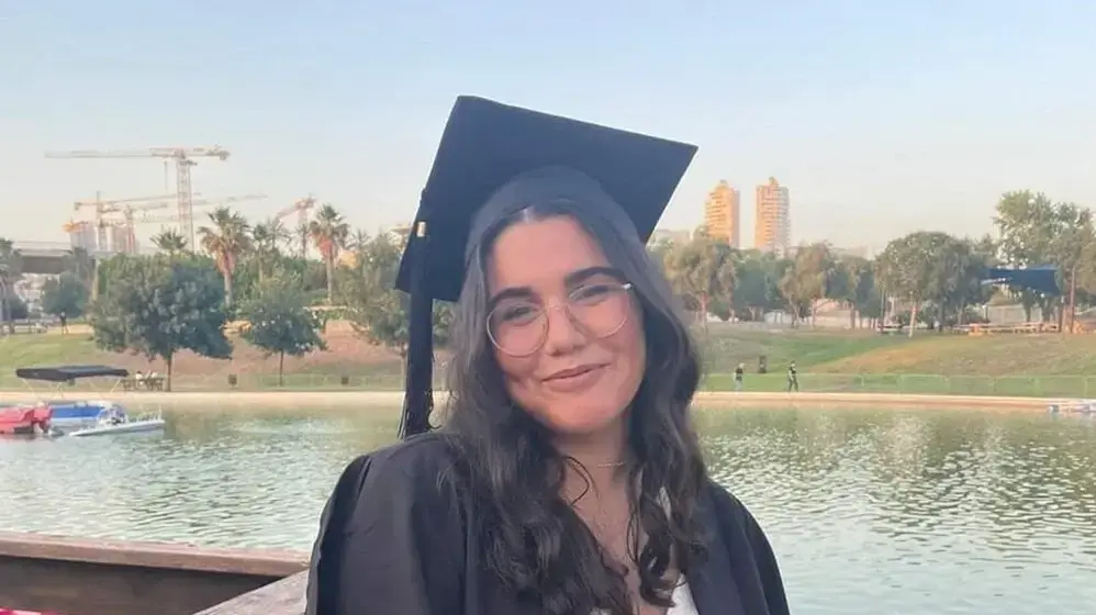 רב״ט נועה מרציאנו, בת 19, ממודיעין, בקרית איסוף יבשתי בגדוד 414, חיל הגנת הגבולות, חללת צה״ל חטופה בידי ארגון טרור.