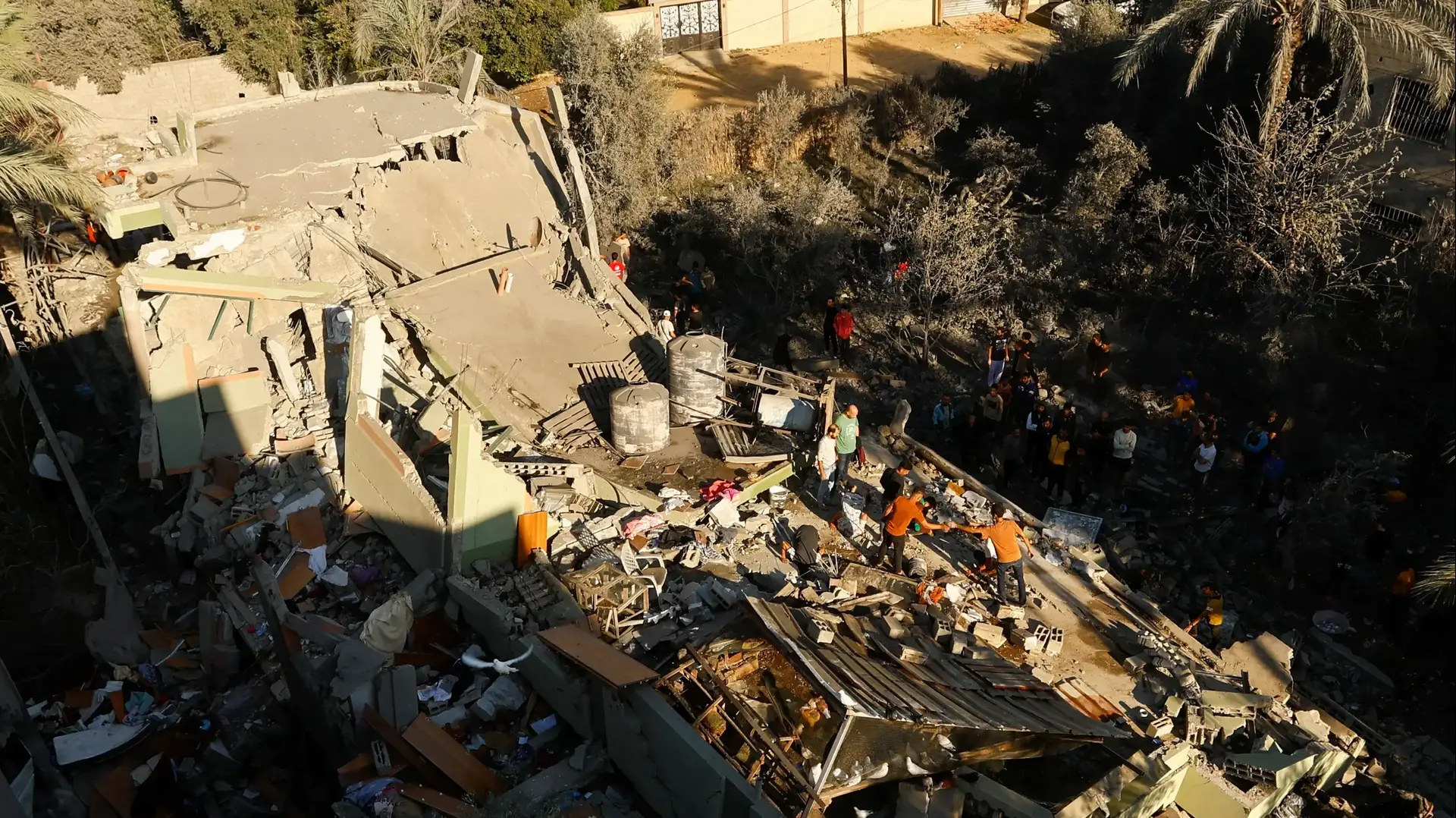 תקיפה אווירית בחאן יונס תקיפה אווירית בחאן יונס