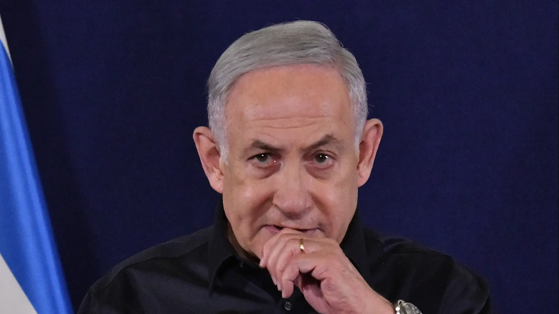 ראש הממשלה בנימין נתניהו בהצהרה לתקשורת, 18 בנובמבר 2023 ראש הממשלה בנימין נתניהו בהצהרה לתקשורת, 18 בנובמבר 2023