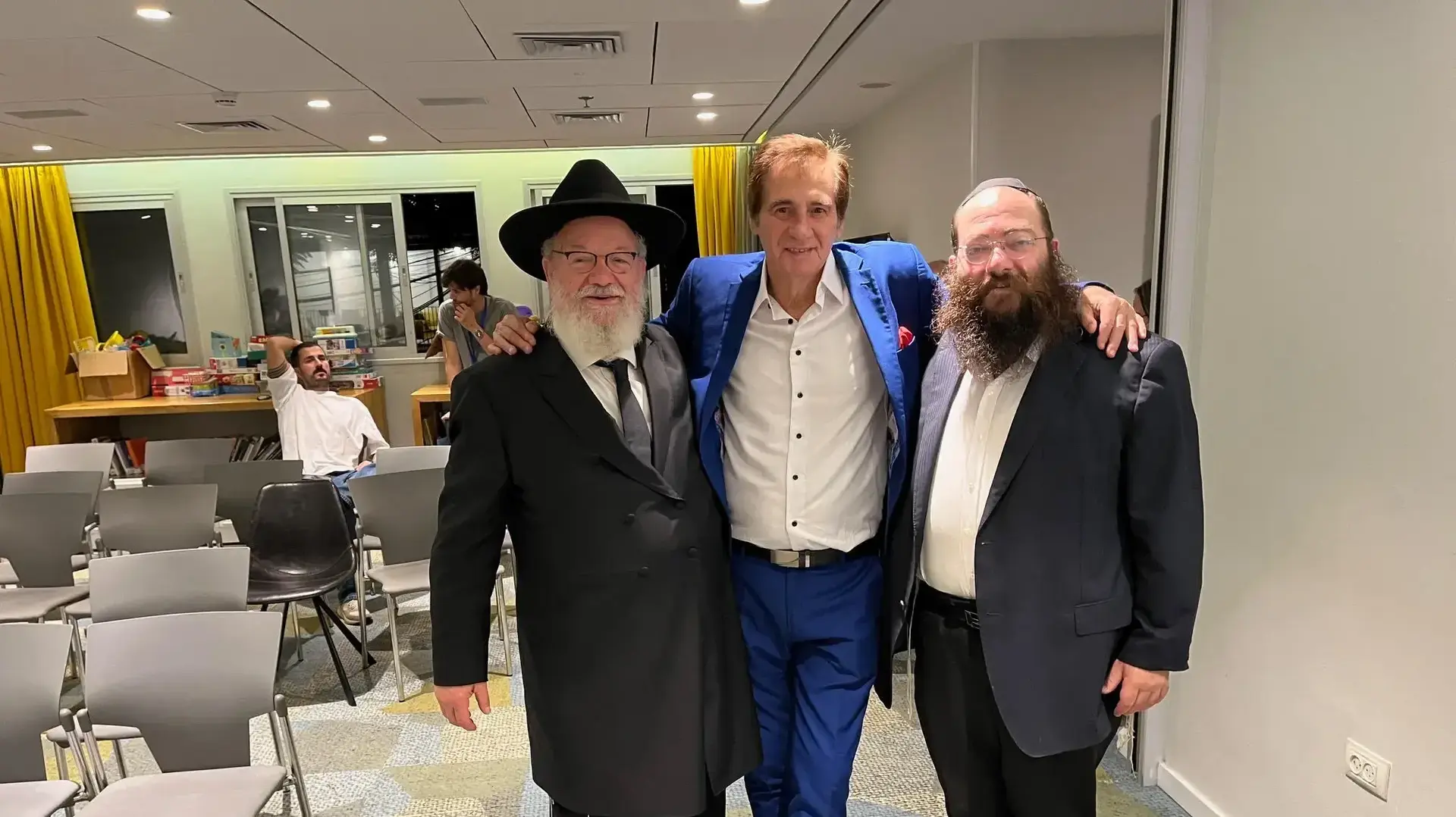 הרב גערליצקי, מרכז חבד תל אביב