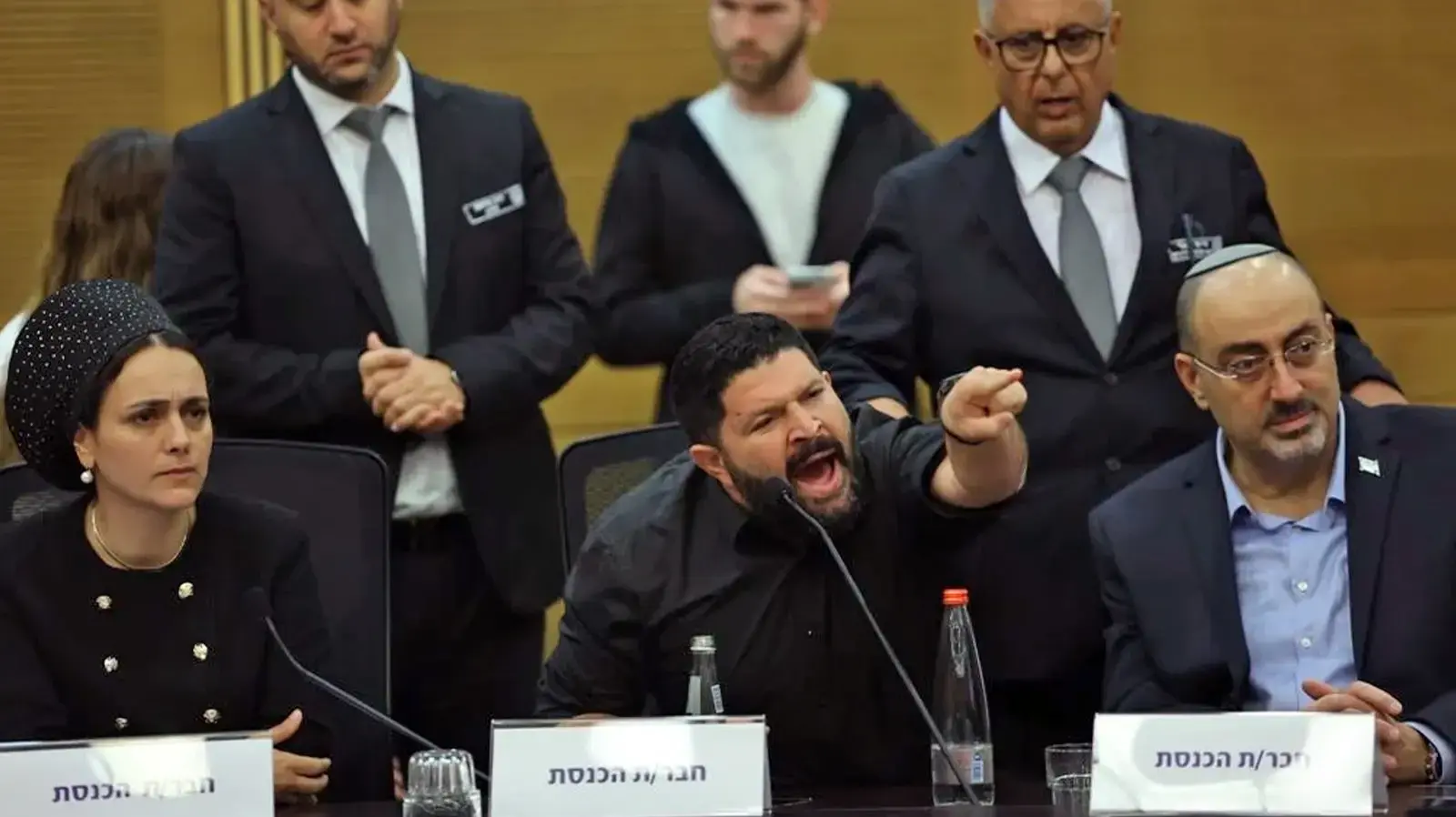 אלמוג כהן, לימור סון הר מלך, דיון הוועדה לביטחון לאומי על עונש מוות למחבלים, 20 בנובמבר 2023 אלמוג כהן, לימור סון הר מלך, דיון הוועדה לביטחון לאומי על עונש מוות למחבלים, 20 בנובמבר 2023