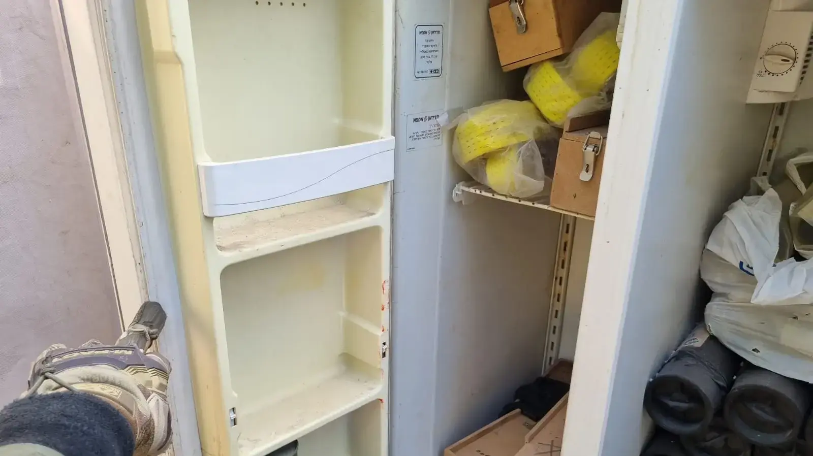 אמצעי לחימה, רקטות ומשגרים שנמצאו במרחב בית ספר סמוך למוצב חמאס במרחב שייח זאייד בצפון רצועת עזה אמצעי לחימה, רקטות ומשגרים שנמצאו במרחב בית ספר סמוך למוצב חמאס במרחב שייח זאייד בצפון רצועת עזה
