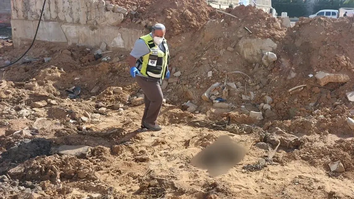 גופה נמצאה בביוב בשדרות, על החשד מדובר במחבל גופה נמצאה בביוב בשדרות, על החשד מדובר במחבל