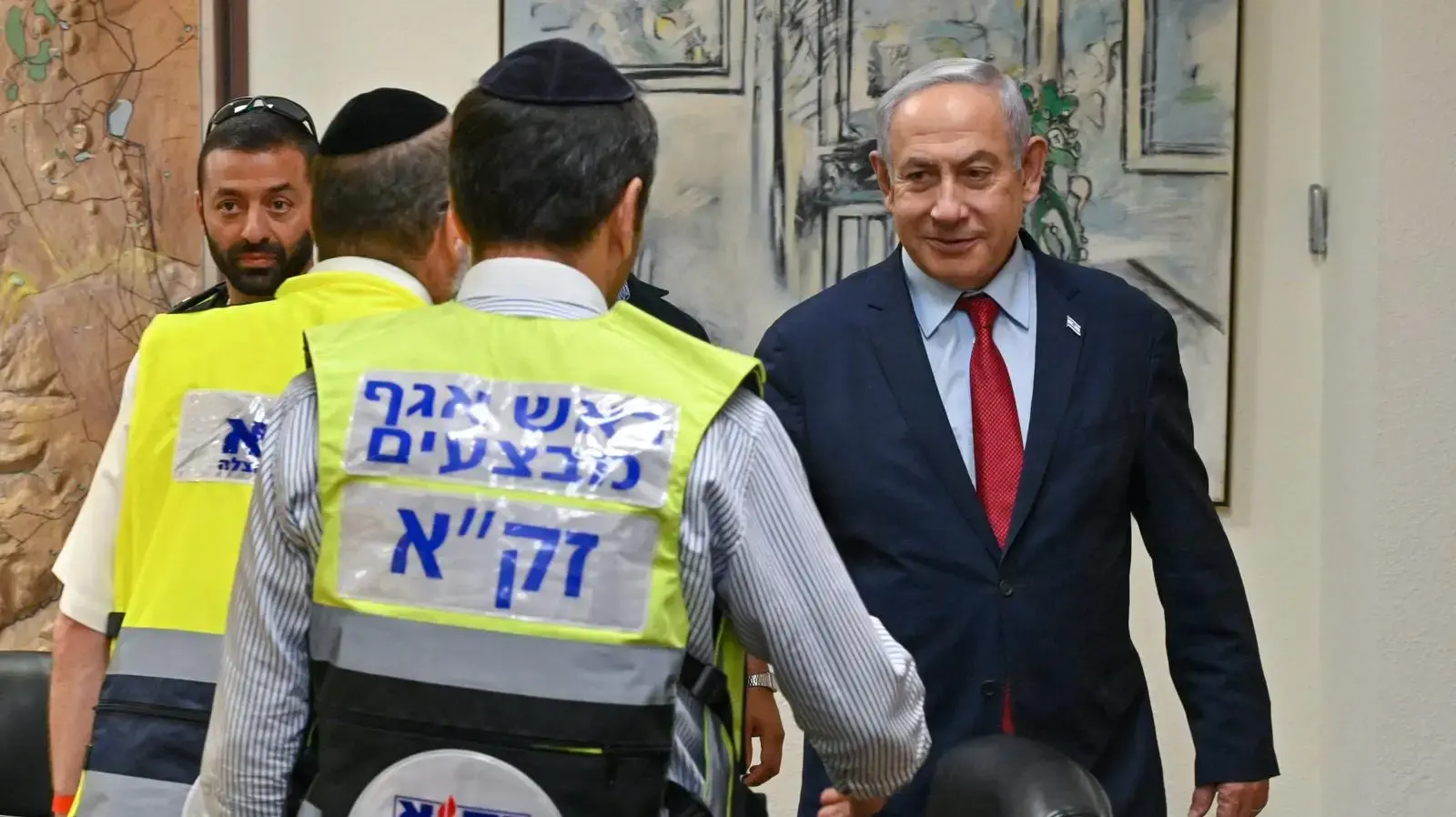 נתניהו בפגישה עם מתנדבי זק"א, 23 בנובמבר 2023 נתניהו בפגישה עם מתנדבי זק"א, 23 בנובמבר 2023