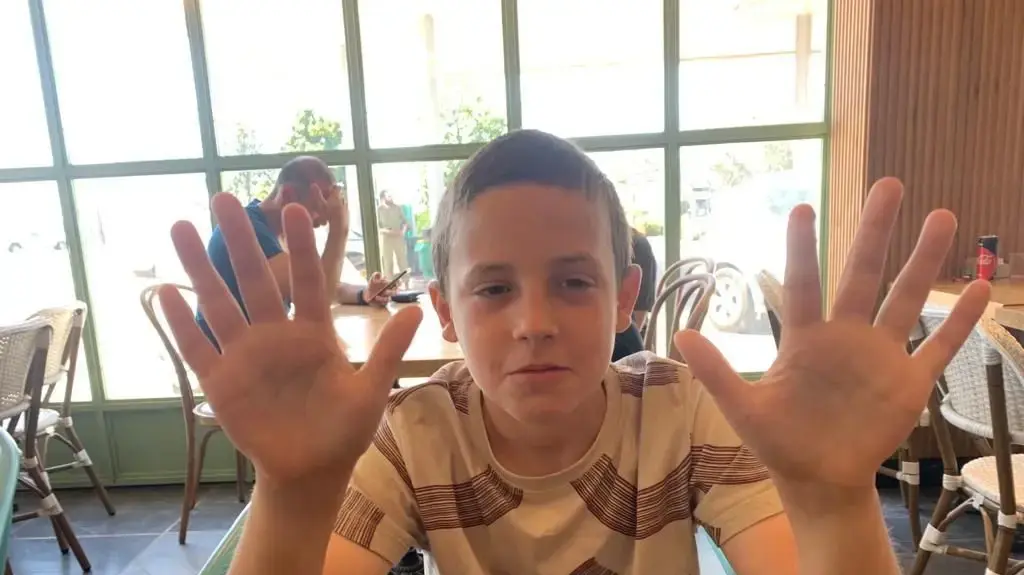 גל גולדשטיין אלמוג. חזרה לישראל גל גולדשטיין אלמוג. חזרה לישראל