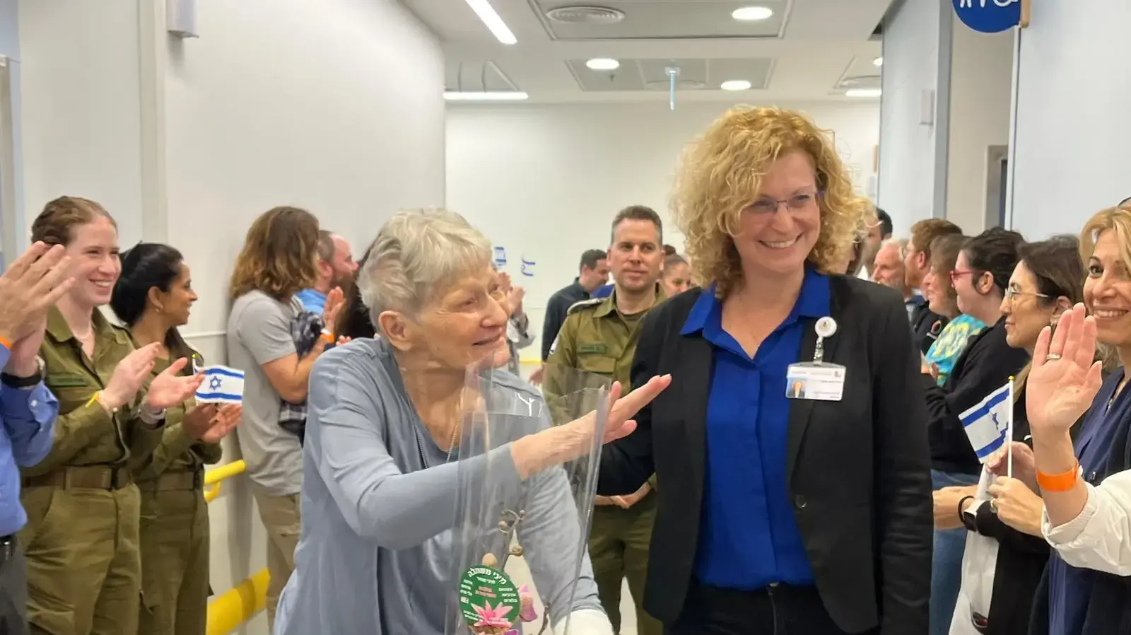 יפה אדר שוחררה ממחלקת השבים והשבות בוולפסון יפה אדר שוחררה ממחלקת השבים והשבות בוולפסון