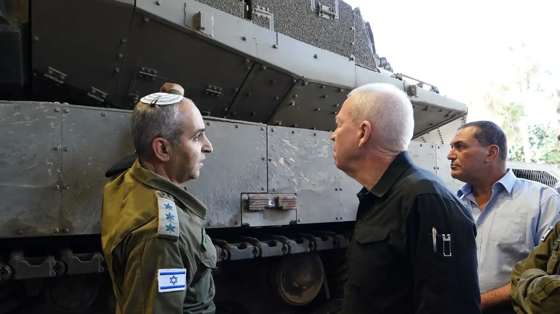 שר הביטחון יואב גלנט ביקר במנהלת המרכבה והרק״ם (מנת"ק), 29 בנובמבר 2023 שר הביטחון יואב גלנט ביקר במנהלת המרכבה והרק״ם (מנת"ק), 29 בנובמבר 2023