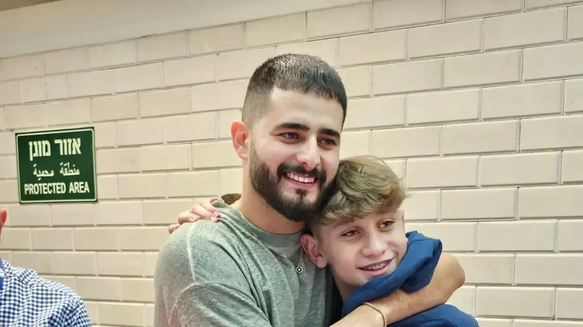 חגיגות יום ההולדת של יגל ואור יעקב ביחד עם עדן חסון חגיגות יום ההולדת של יגל ואור יעקב ביחד עם עדן חסון