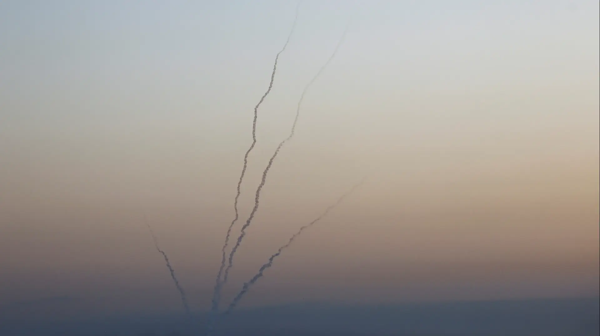 רקטות שנורו מעזה לישראל רקטות שנורו מעזה לישראל