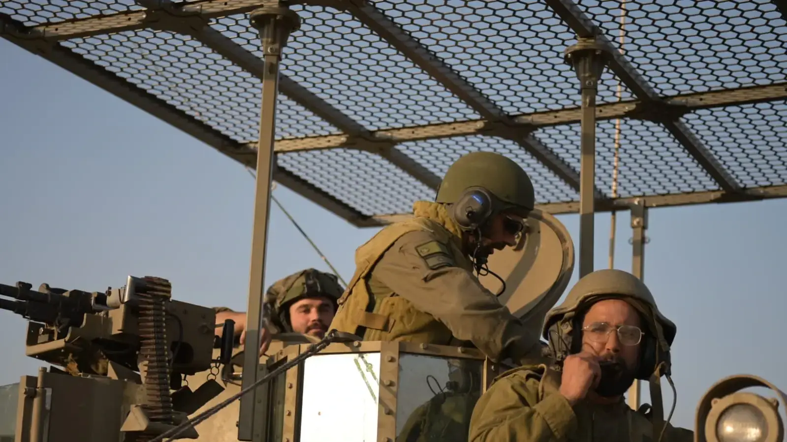 כוחות צה"ל בדרכו לרצועת עזה. 4 בדצמבר 2023 כוחות צה"ל בדרכו לרצועת עזה. 4 בדצמבר 2023