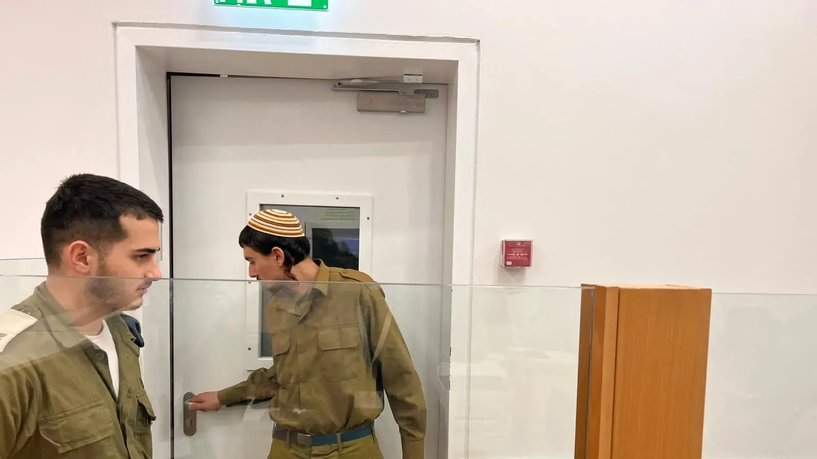 אביעד פריג׳ה בדיון על הארכת מעצרו אביעד פריג׳ה בדיון על הארכת מעצרו