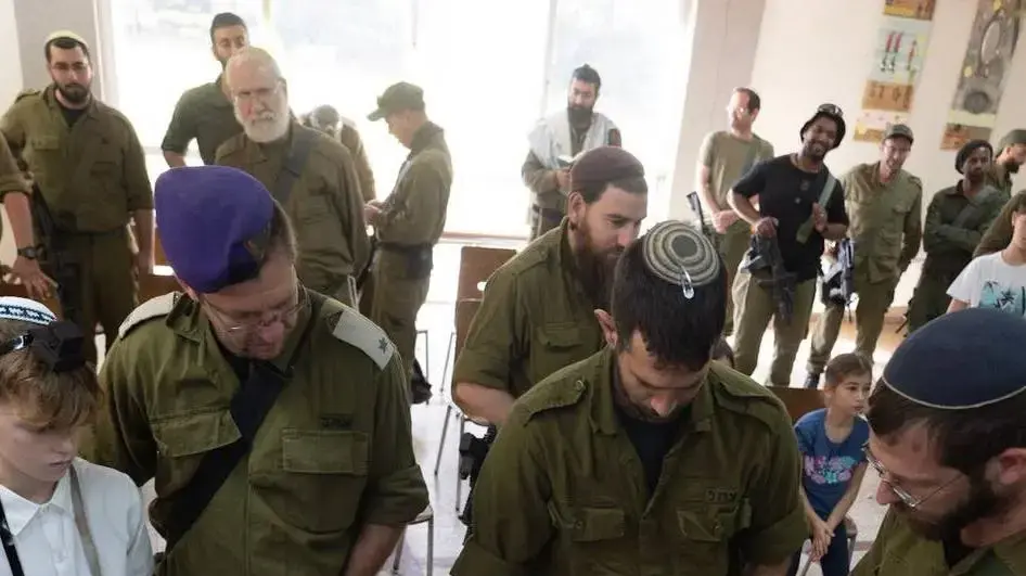 רומן ברונשטיין בחגיגת בר המצווה של בנו, רעים רומן ברונשטיין בחגיגת בר המצווה של בנו, רעים
