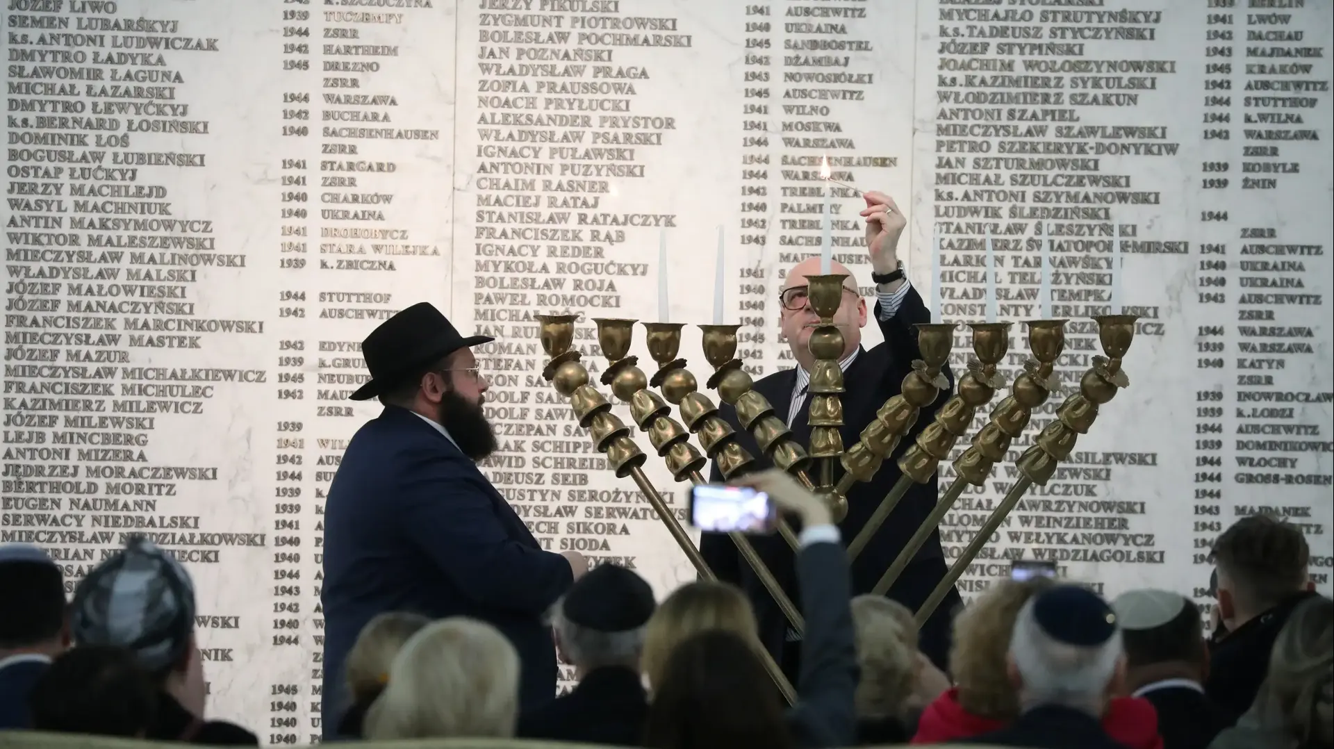 טקס הדלקת נרות בפרלמנט של פולין, 12 בדצמבר 2023 טקס הדלקת נרות בפרלמנט של פולין, 12 בדצמבר 2023