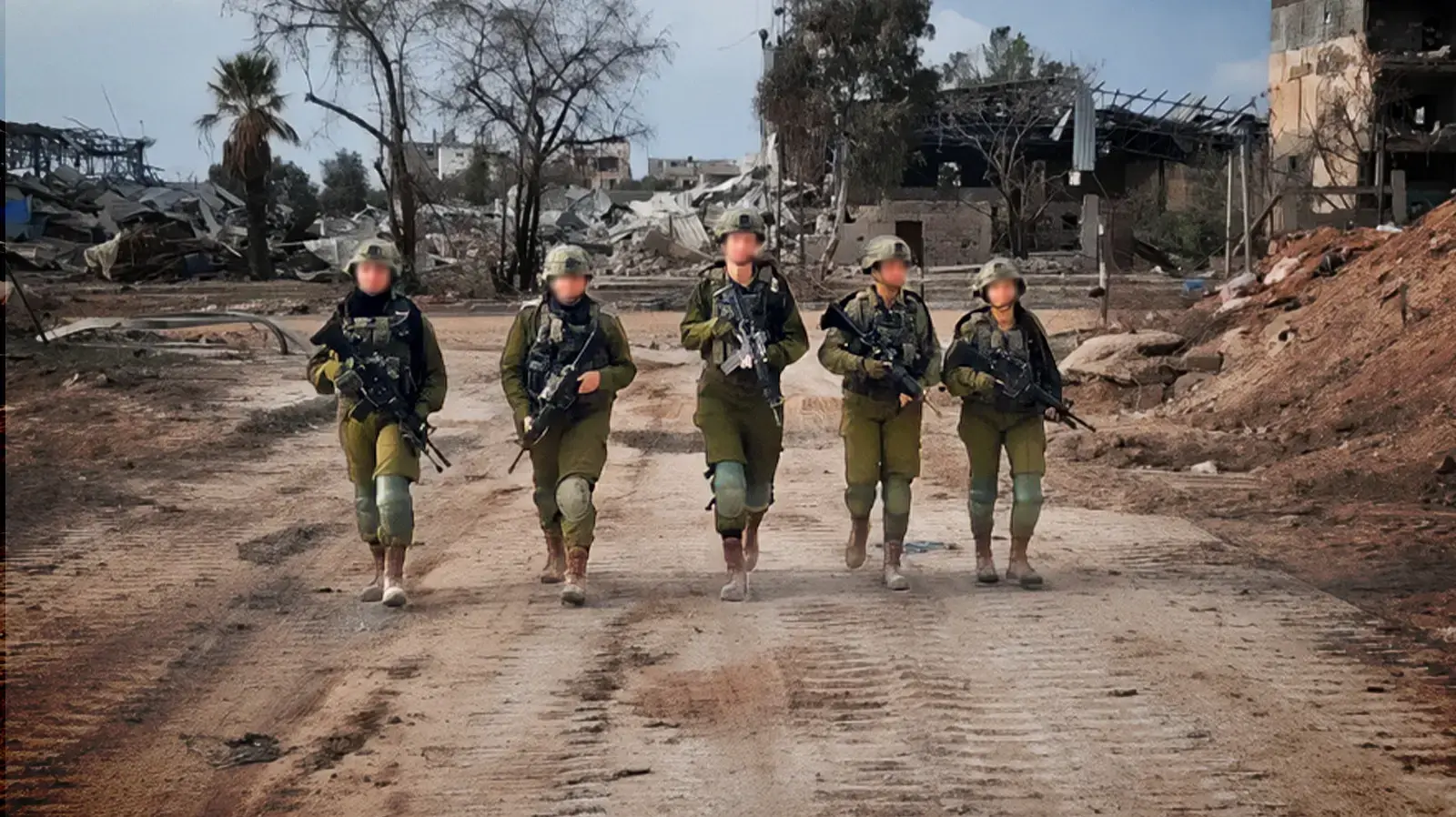 חיילות בעזה חיילות בעזה