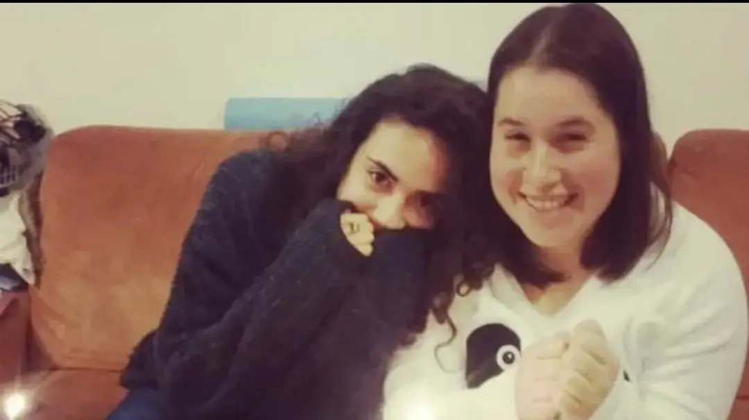 ענבר היימן יחד עם חברתה תמר שכטר כהן ענבר היימן יחד עם חברתה תמר שכטר כהן