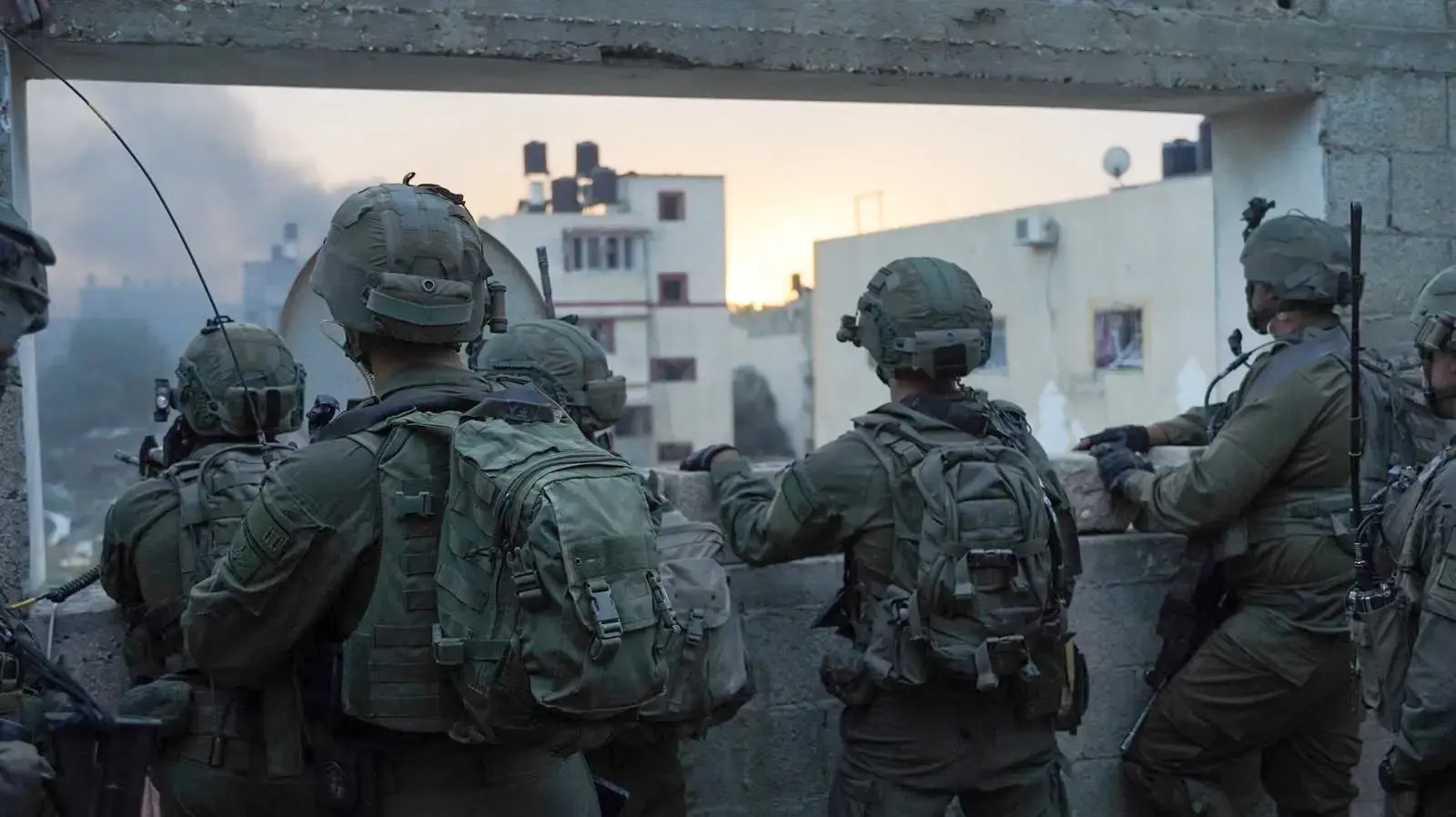 כוחות צה"ל לוחמים ברצועת עזה. 25 בדצמבר 2023 כוחות צה"ל לוחמים ברצועת עזה. 25 בדצמבר 2023