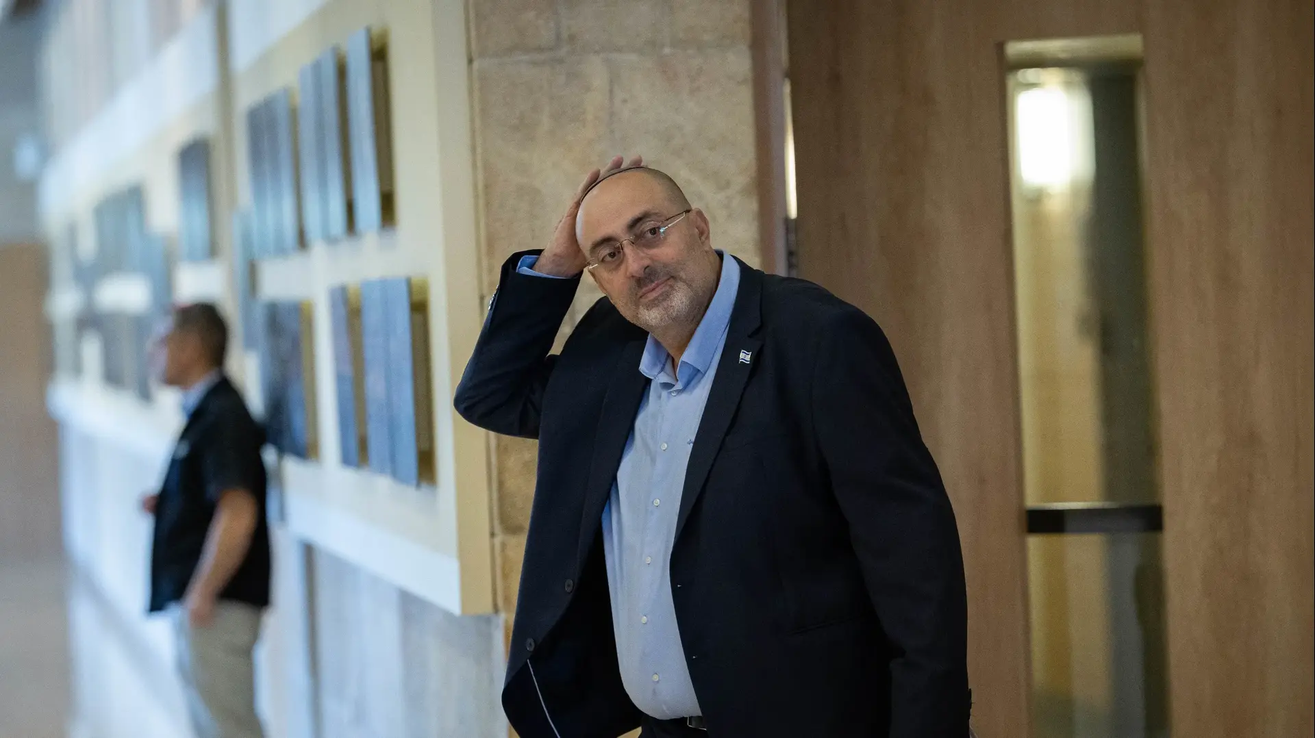 ניסים ואטורי ניסים ואטורי