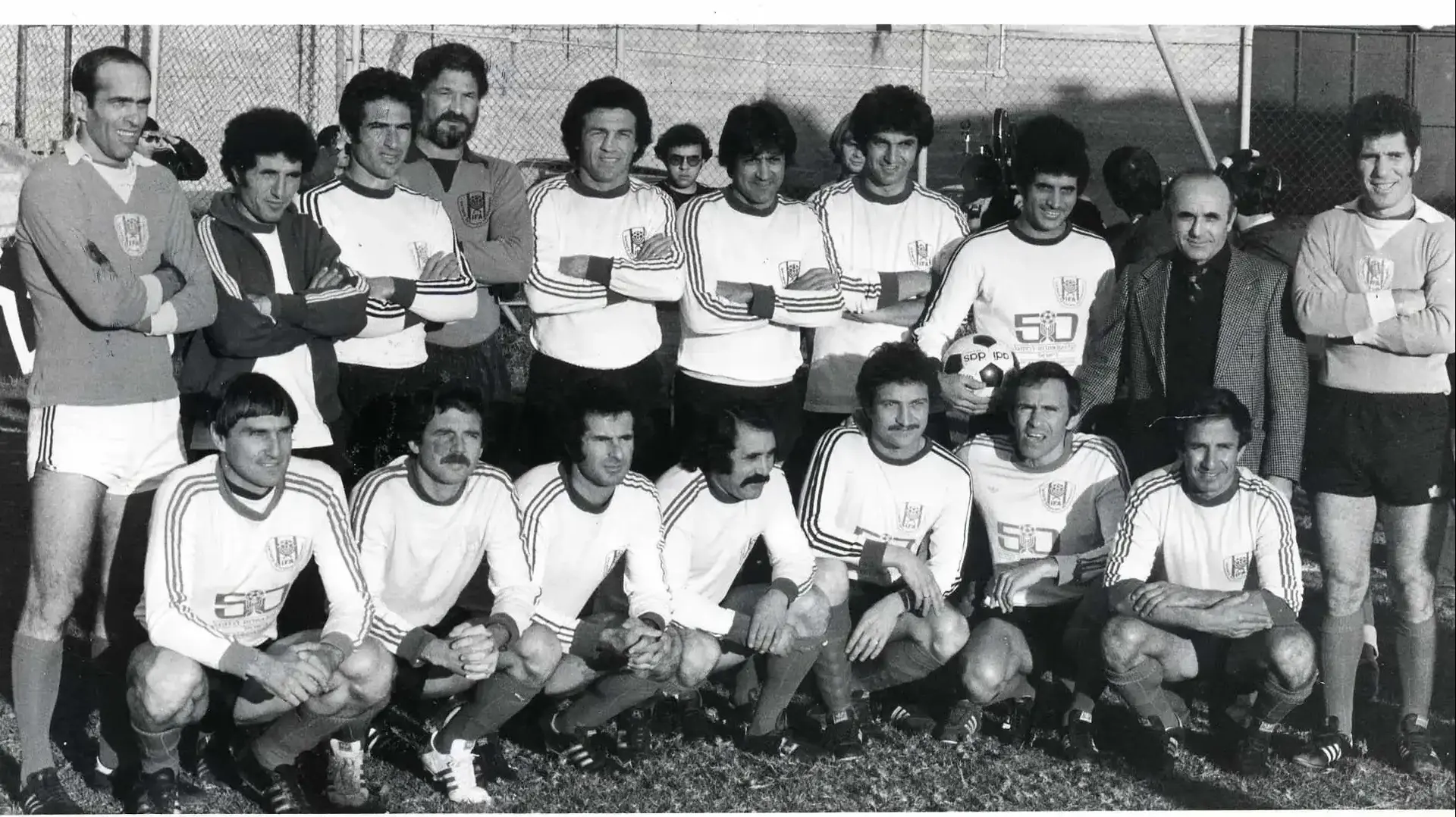 יחיאל המאירי, ראשון מימין, בסגל מקסיקו 1970 יחיאל המאירי, ראשון מימין, בסגל מקסיקו 1970