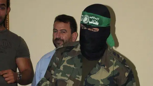 סאלח מוחמד סולימאן אל-עארורי הוא הבכיר שחוסל בתקיפות צהל ברובע דאחיה בביירות עם גלעד שליט ביום שחרורו סאלח מוחמד סולימאן אל-עארורי הוא הבכיר שחוסל בתקיפות צהל ברובע דאחיה בביירות עם גלעד שליט ביום שחרורו
