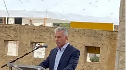 דדי ברנע בהלוויתו של ראש המוסד לשעבר צבי זמיר דדי ברנע בהלוויתו של ראש המוסד לשעבר צבי זמיר