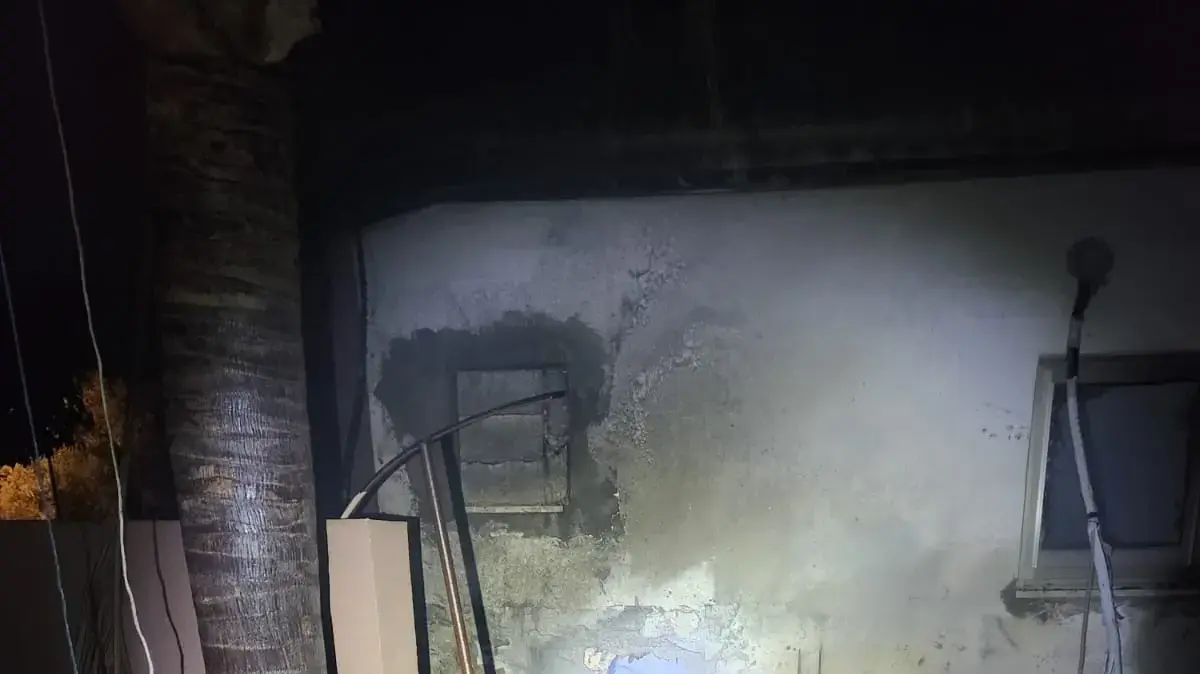 פגיעה ישירה בבית במושב יכיני. פצועה קל במקום 07 בינואר 2024