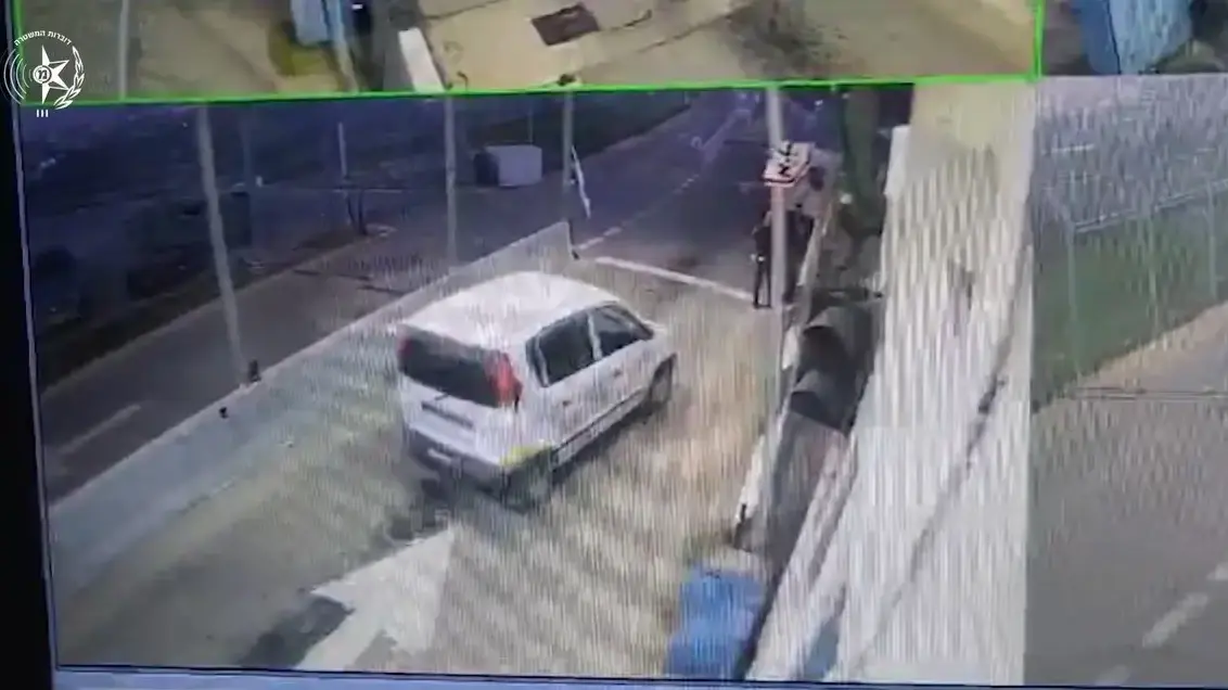 פיגוע הדריסה במחסום ליד גבעת זאב פיגוע הדריסה במחסום ליד גבעת זאב
